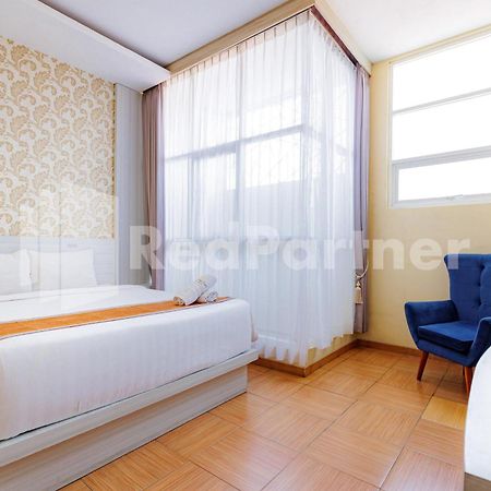 De Malang Sweet Homestay Syariah RedPartner Luaran gambar